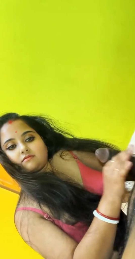 Desi Bhabhi Shaking Dick Of Husband Till Cumming » Fsivideo